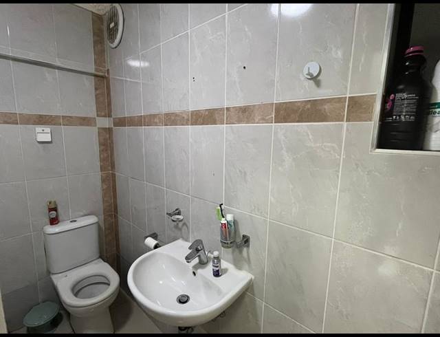 1 BEDROOM APARTMENT FOR SALE IN UMHLANGA RIDGE